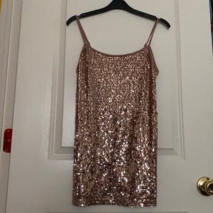 Sequin rose gold tank💗